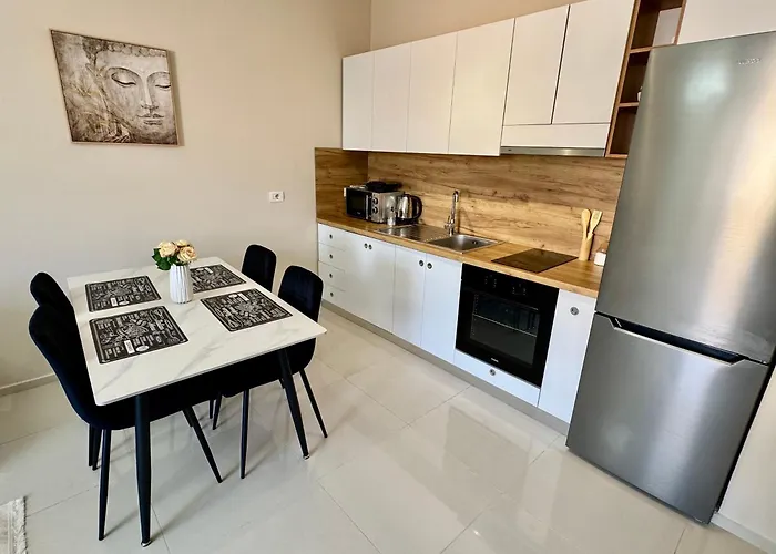 New Bazaar Cozy Apartment 3